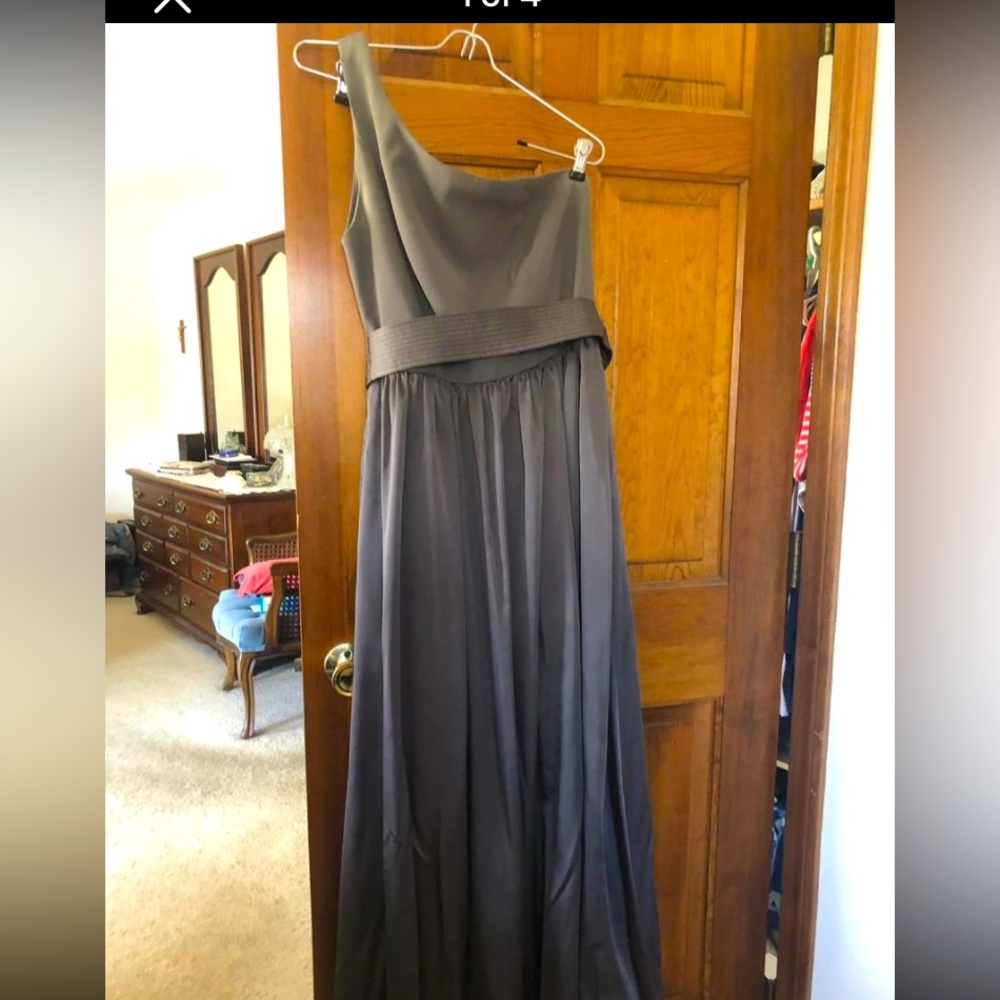 Vera Wang size 10 Bridesmaid dress or special occasion dress